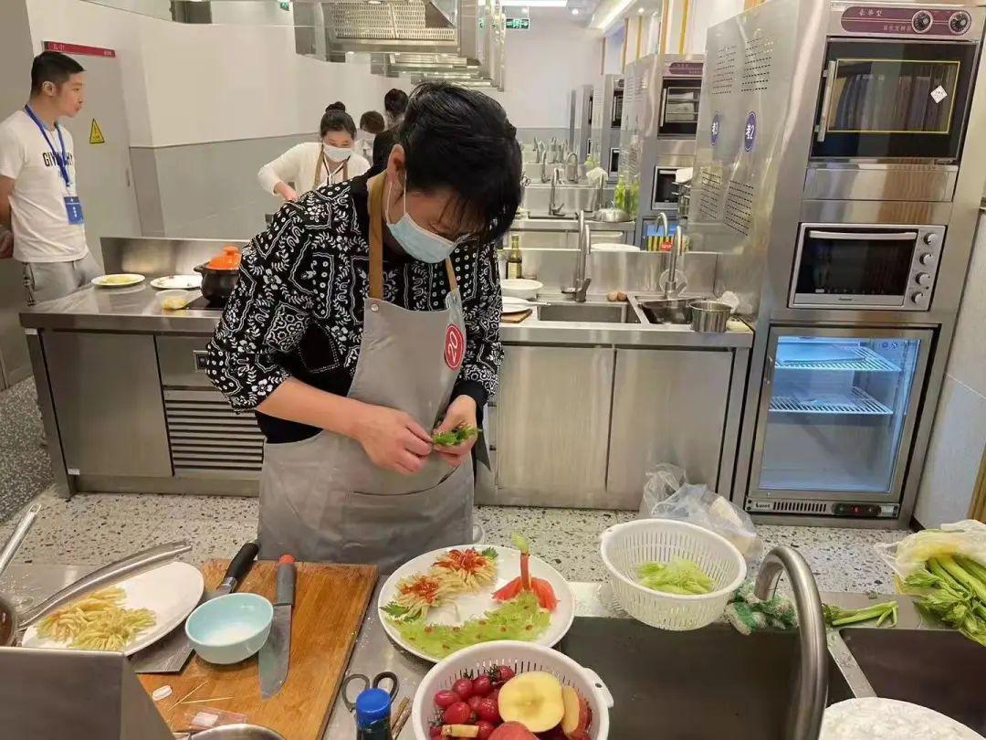 義烏燒飯阿姨最新招聘——打造專業(yè)團(tuán)隊，共享美食盛宴